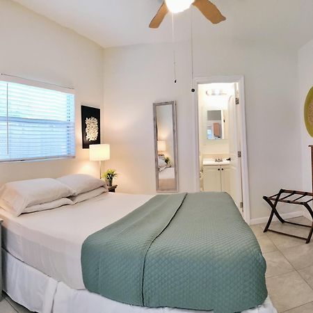 Loft Close To Downtown, Raymond James Stadium, Airport And Many More Places タンパ エクステリア 写真
