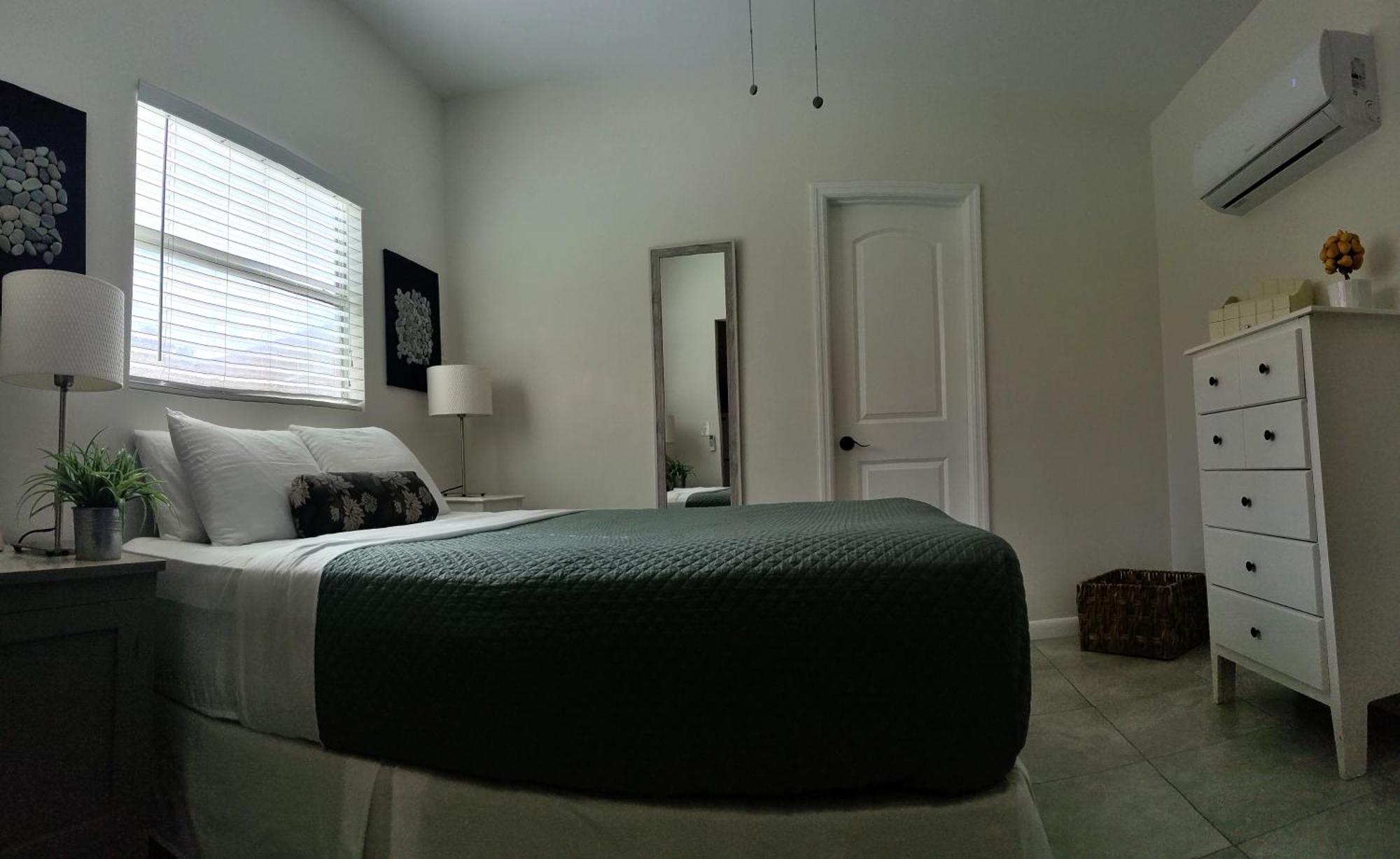 Loft Close To Downtown, Raymond James Stadium, Airport And Many More Places タンパ エクステリア 写真