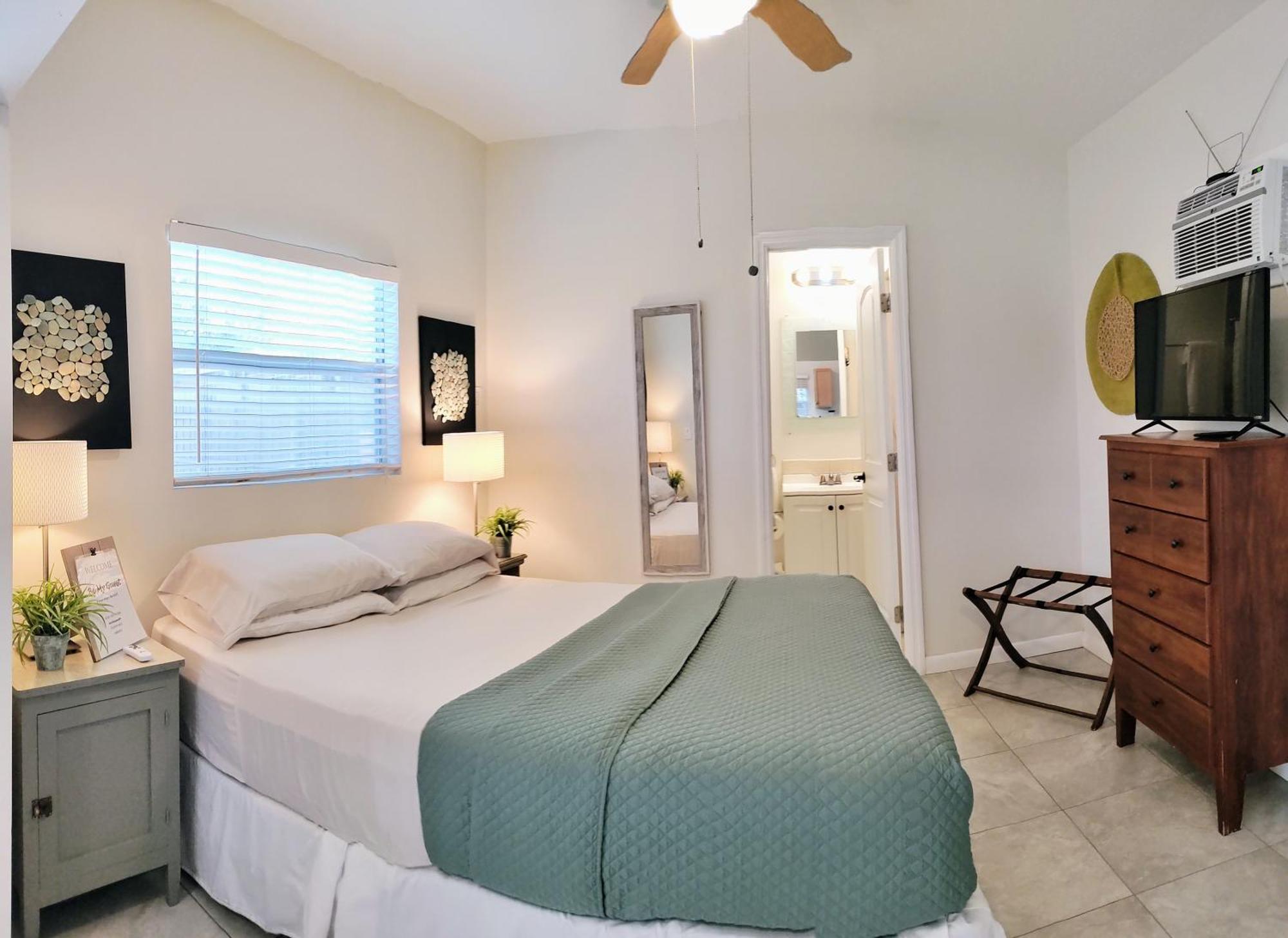 Loft Close To Downtown, Raymond James Stadium, Airport And Many More Places タンパ エクステリア 写真